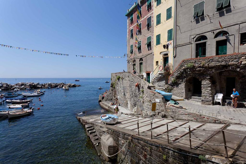 Scorci Di Mare Hotel Riomaggiore Luaran gambar